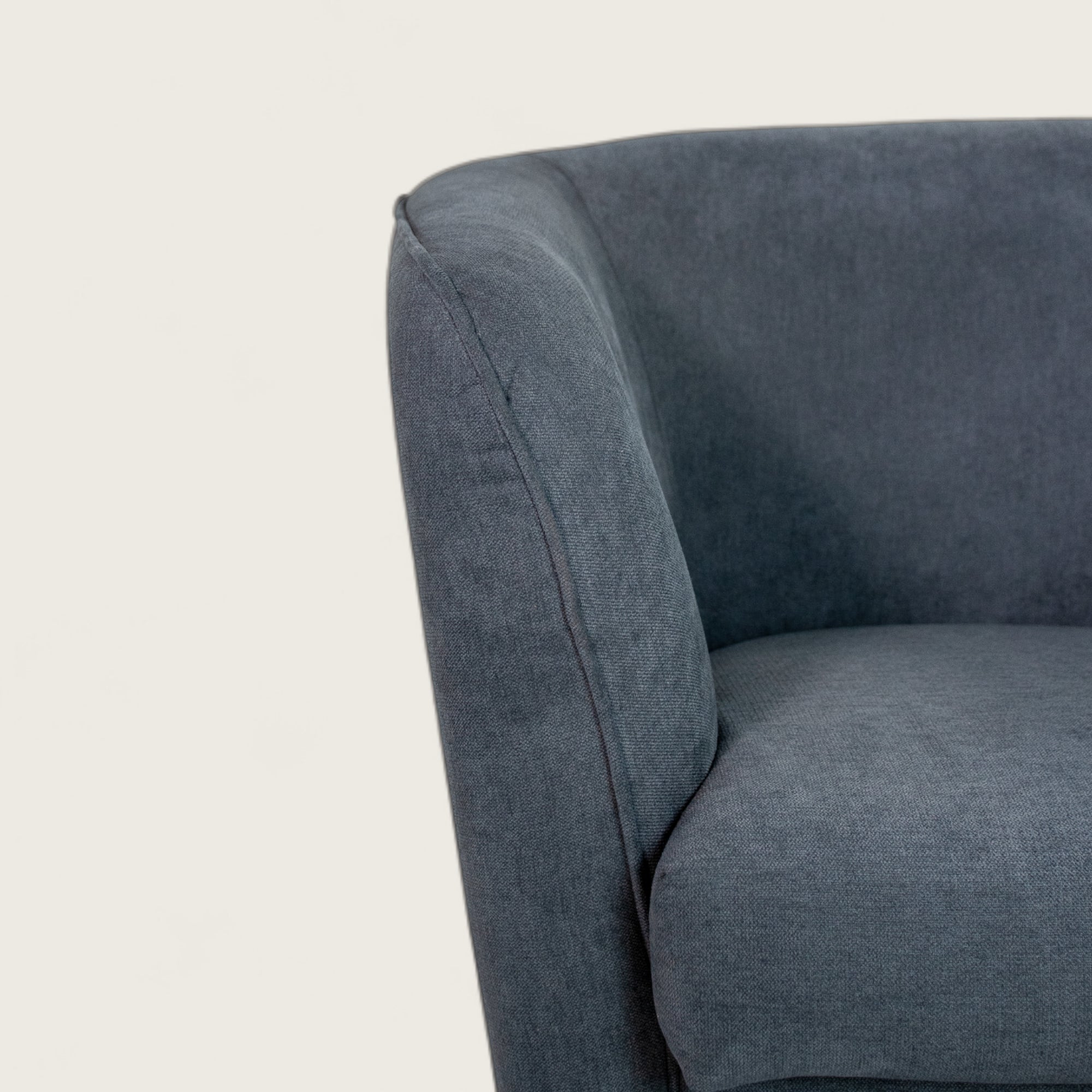 Nora - poltrona in tessuto