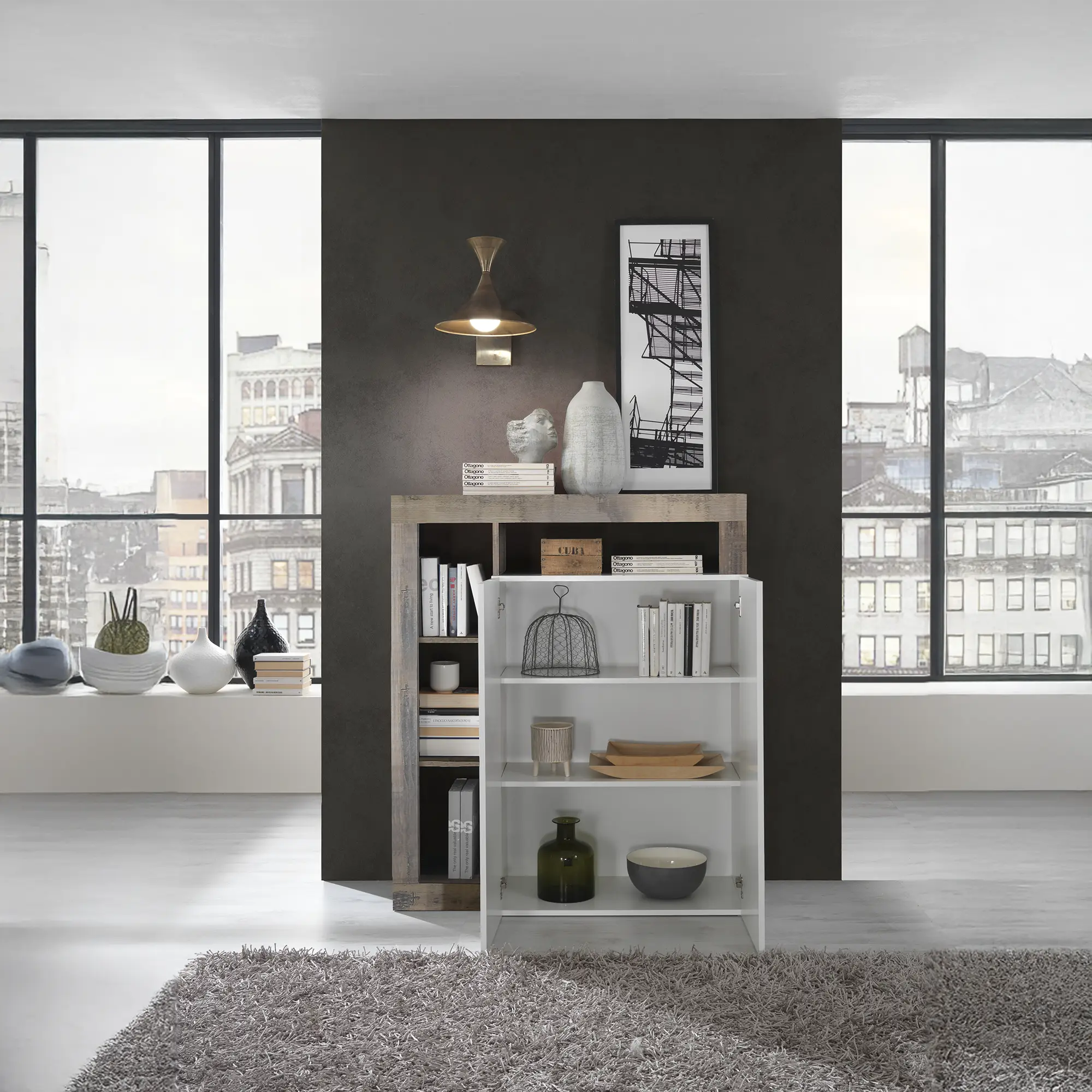 Colonna contenitore moderna due ante aperte, due ripiani interni e 4 vani a giorno senza schienale in colore bianco e pero, mobile contenitore elegante per soggiorno