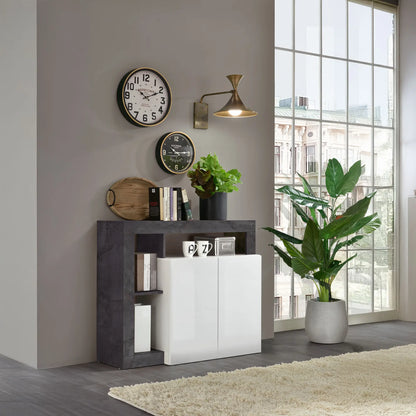 Credenza moderna 2 ante chiuse e 4 vani a giorno aperti senza schienale in bianco e ossido, mobile contenitore elegante per soggiorno