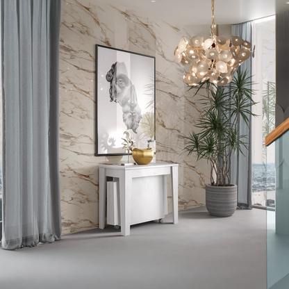 Tavolo consolle allungabile con 5 allunghe integrate, in melaminico resistente, colore bianco finitura spatolata, design moderno e adatto a soggiorno o sala da pranzo.